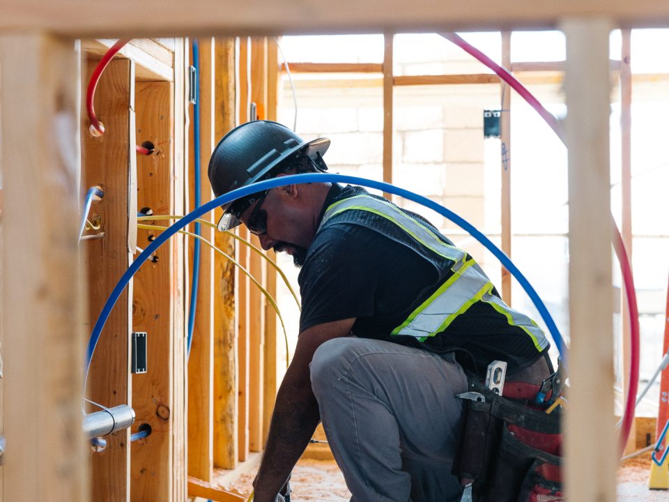 Why Contractors Choose CCN Over the Standard Market